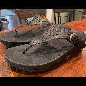 Black Leather FitFlops